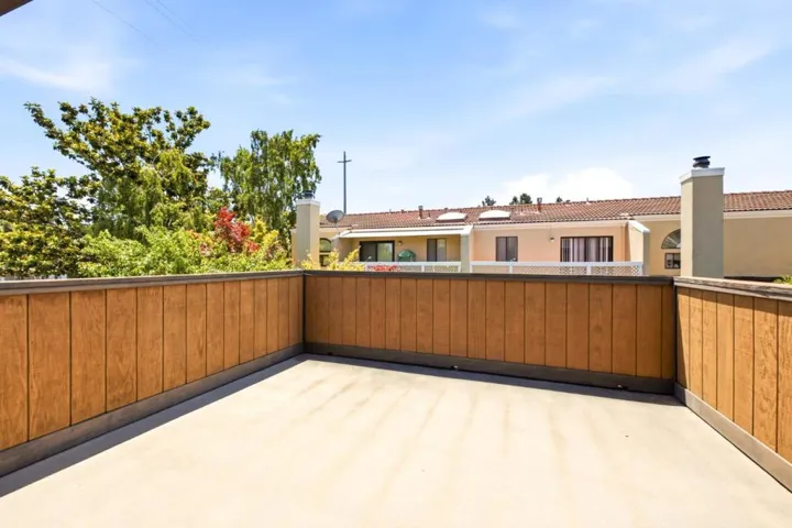 888 N Rengstorff Avenue, Mountain View, California 94043