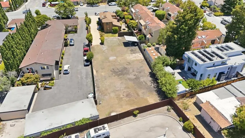 888 N Rengstorff Avenue, Mountain View, California 94043