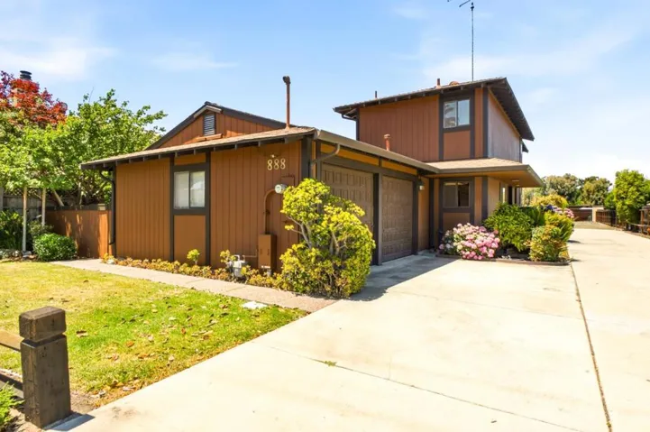 888 N Rengstorff Avenue, Mountain View, California 94043