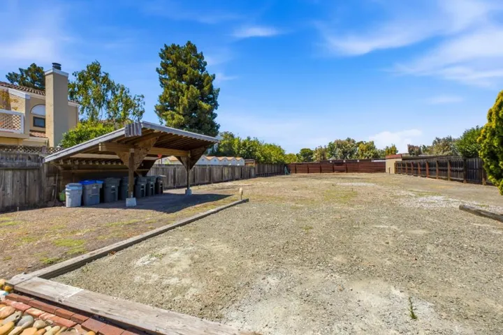 888 N Rengstorff Avenue, Mountain View, California 94043