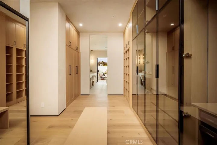 15447 Huston, Sherman Oaks, California 91403