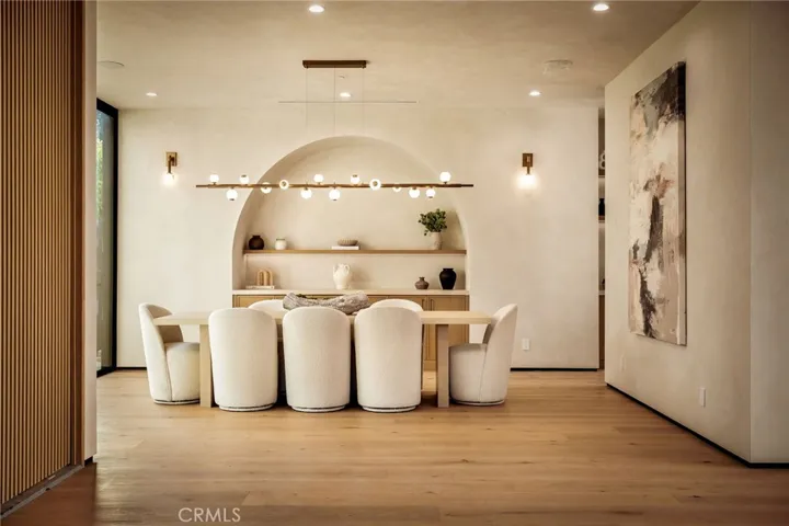 15447 Huston, Sherman Oaks, California 91403