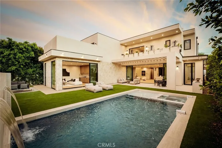 15447 Huston, Sherman Oaks, California 91403