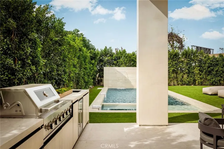 15447 Huston, Sherman Oaks, California 91403