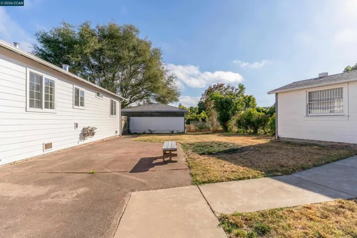 831 Fulton Way, El Sobrante, California 94803