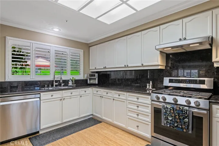 2740 Rockwood Drive, Riverside, California 92503