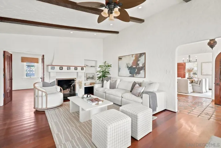 2521 Collier Ave, San Diego, California 92116