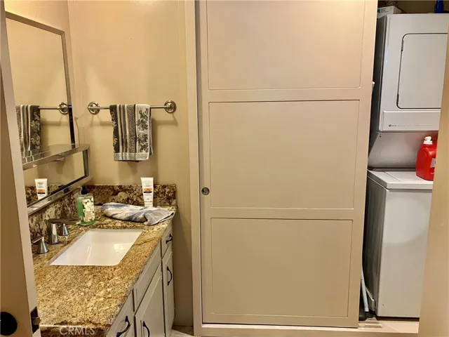 WASHER/ DRYER