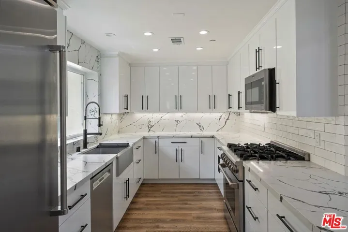 1107 Princeton Street 105, Santa Monica, California 90403
