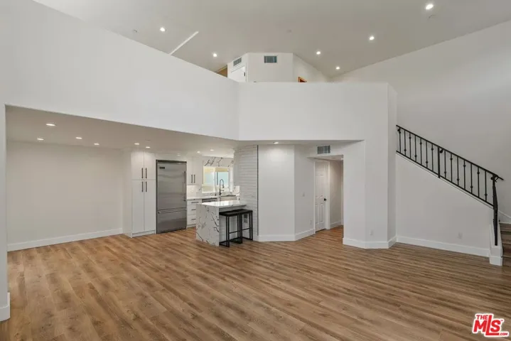 1107 Princeton Street 105, Santa Monica, California 90403
