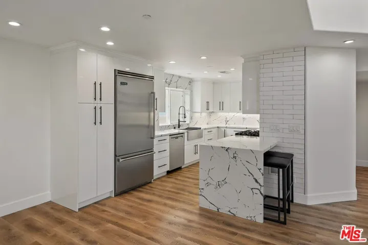 1107 Princeton Street 105, Santa Monica, California 90403