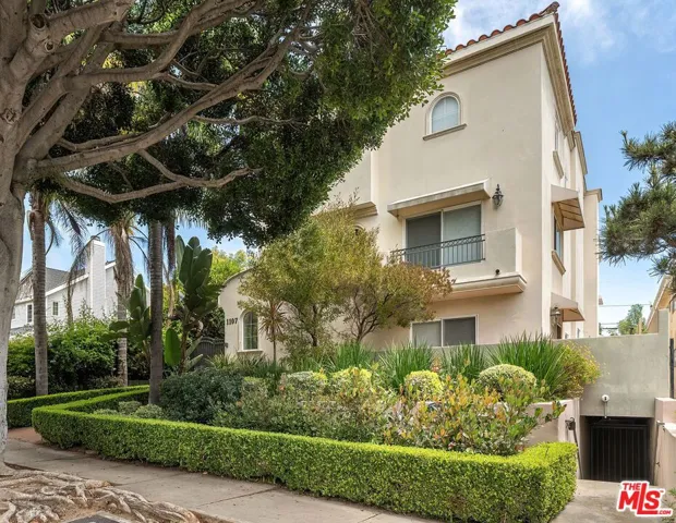 1107 Princeton Street 105, Santa Monica, California 90403