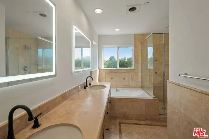 1107 Princeton Street 105, Santa Monica, California 90403