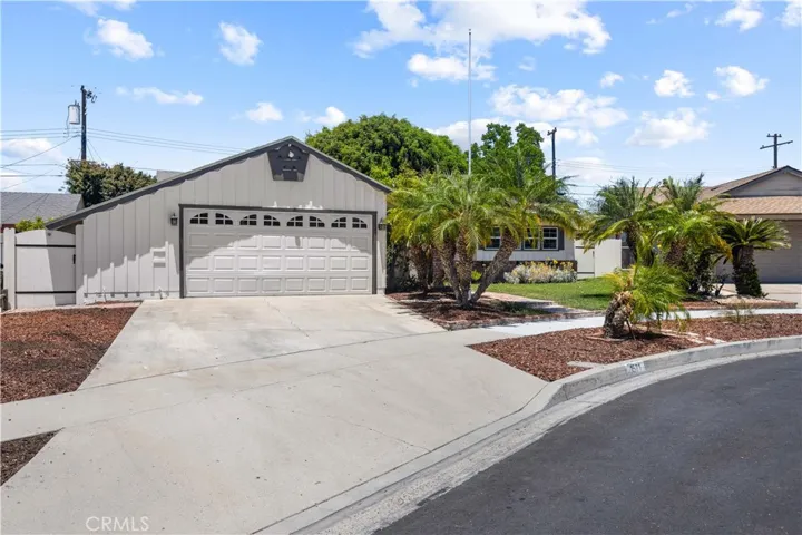 1571 W Pacific, Anaheim, California 92802