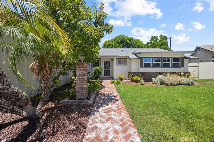 1571 W Pacific, Anaheim, California 92802