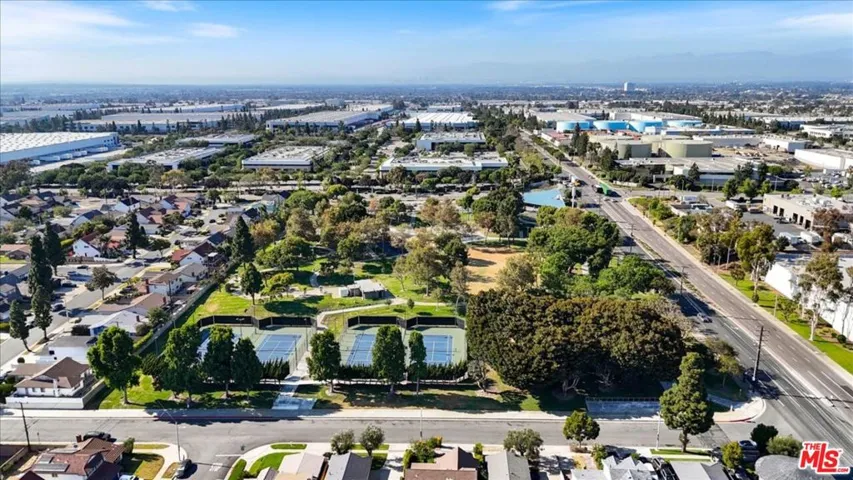 19428 Kemp Avenue, Carson, California 90746