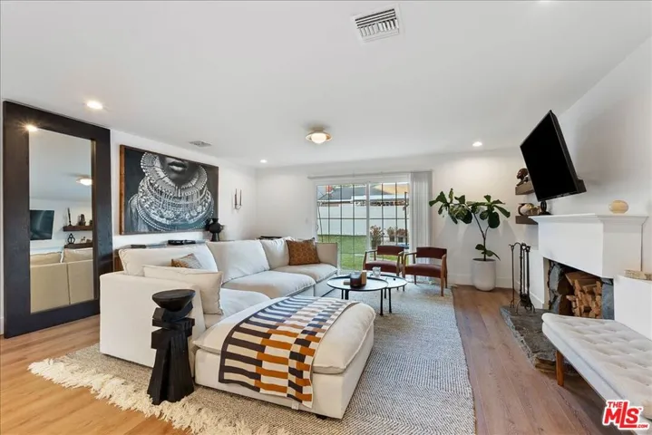 19428 Kemp Avenue, Carson, California 90746
