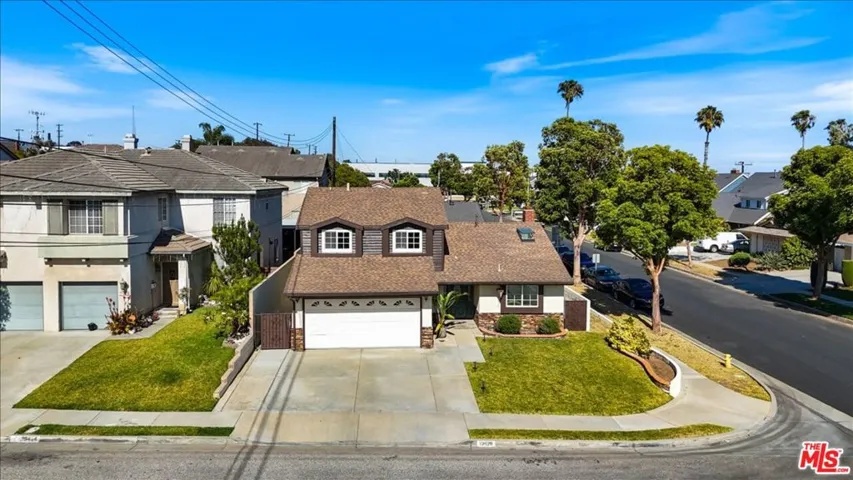 19428 Kemp Avenue, Carson, California 90746