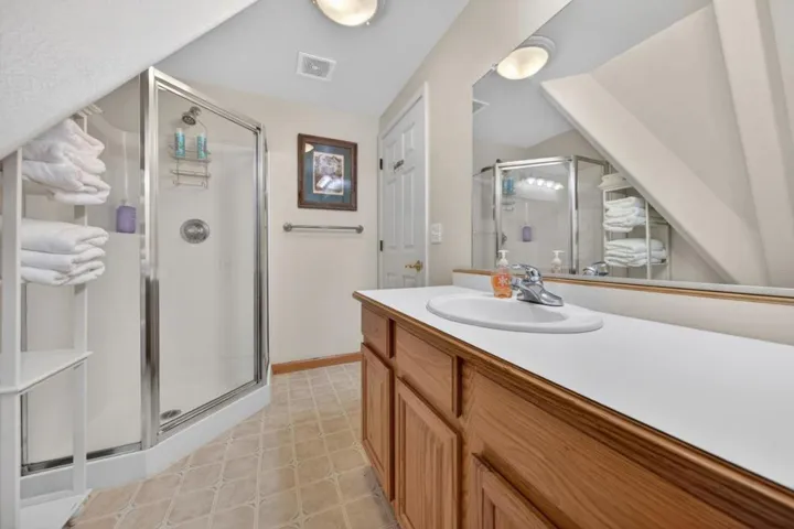 458 Peninsula Drive, Westwood, California 96137