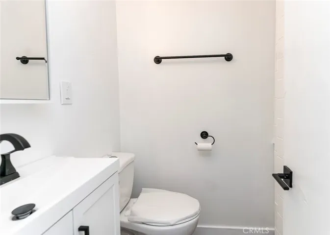 6741 Newlin Avenue A, Whittier, California 90601