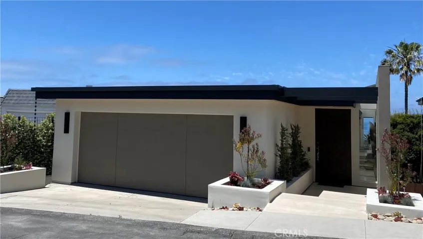 835 La Mirada Street, Laguna Beach, California 92651