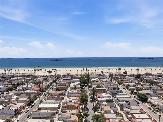 118 Glendora Avenue, Long Beach, California 90803