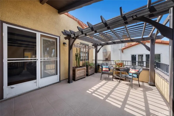 118 Glendora Avenue, Long Beach, California 90803