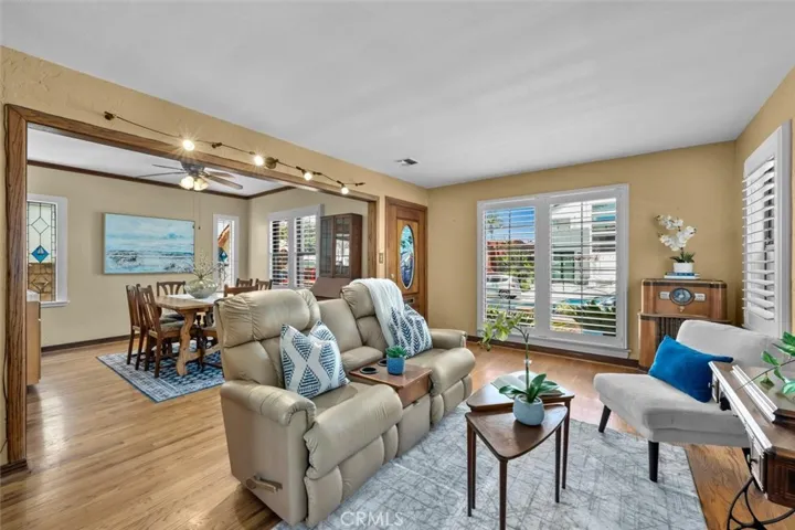 118 Glendora Avenue, Long Beach, California 90803