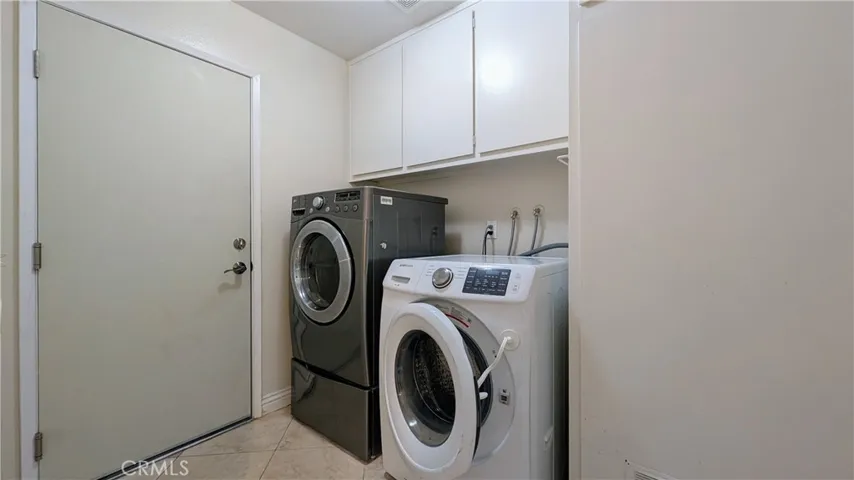2397 N San Benito Court, Claremont, California 91711