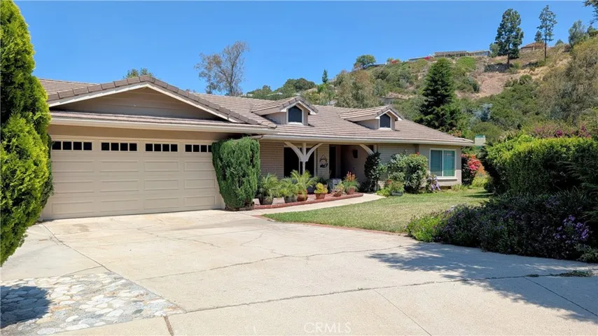 2397 N San Benito Court, Claremont, California 91711