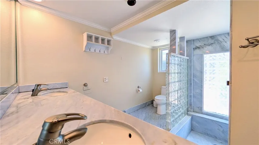 2397 N San Benito Court, Claremont, California 91711