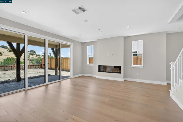 46 Red Barn Court, Petaluma, California 94952