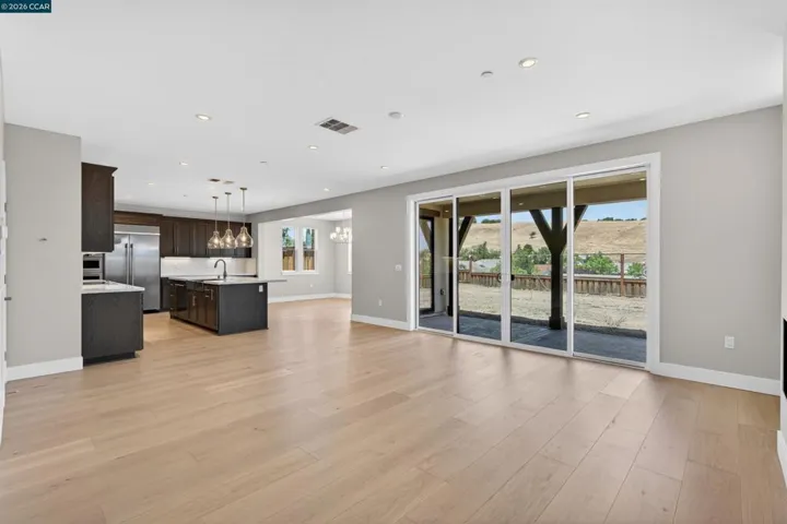 46 Red Barn Court, Petaluma, California 94952