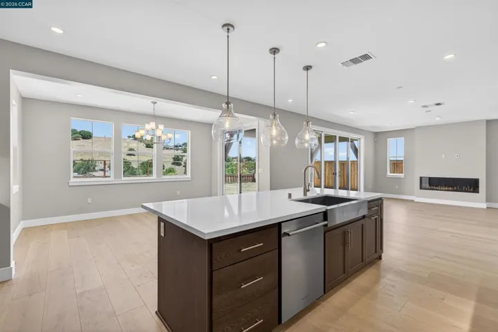 46 Red Barn Court, Petaluma, California 94952