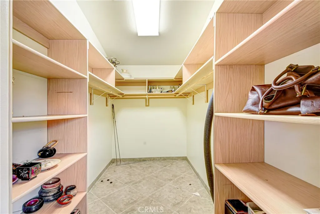 Large Walk in garage.
