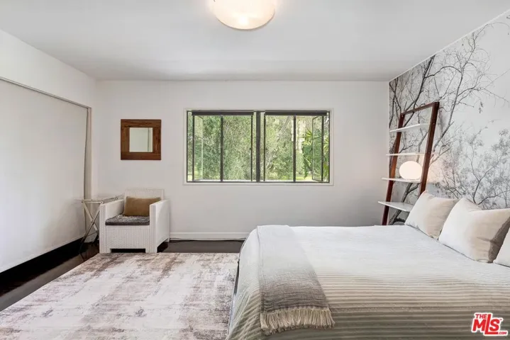 5587 1/2 Village, Los Angeles, California 90016