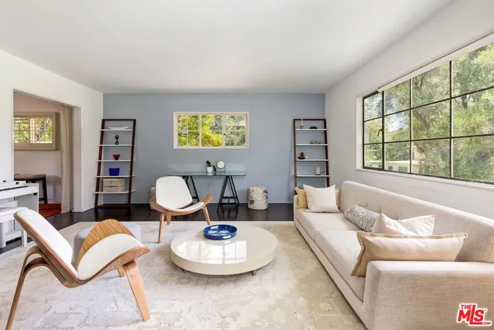 5587 1/2 Village, Los Angeles, California 90016