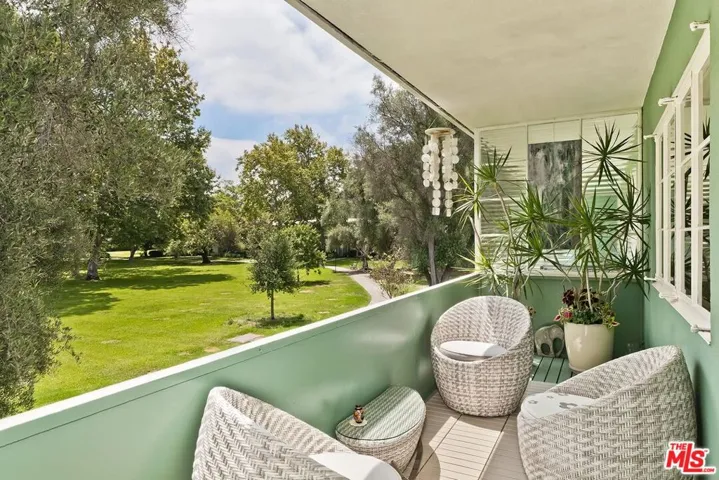 5587 1/2 Village, Los Angeles, California 90016