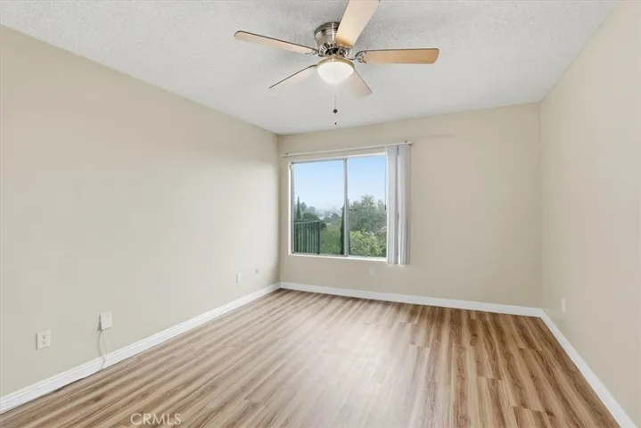 1517 E Garfield St, Glendale, California 91205