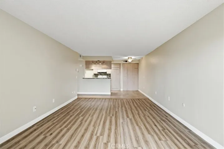 1517 E Garfield St, Glendale, California 91205