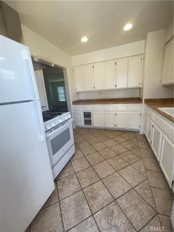 622 Indianapolis Avenue, Huntington Beach, California 92648