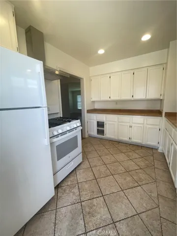 622 Indianapolis Avenue, Huntington Beach, California 92648