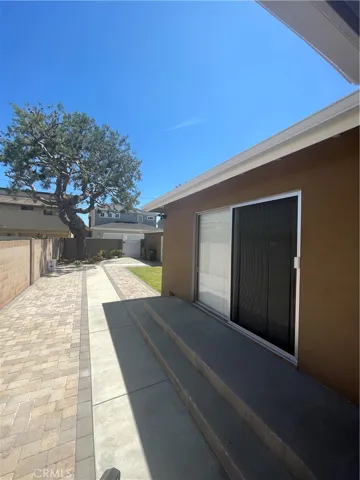622 Indianapolis Avenue, Huntington Beach, California 92648