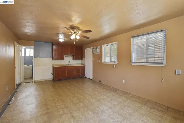 505 W 9th St, Tracy, California 95376