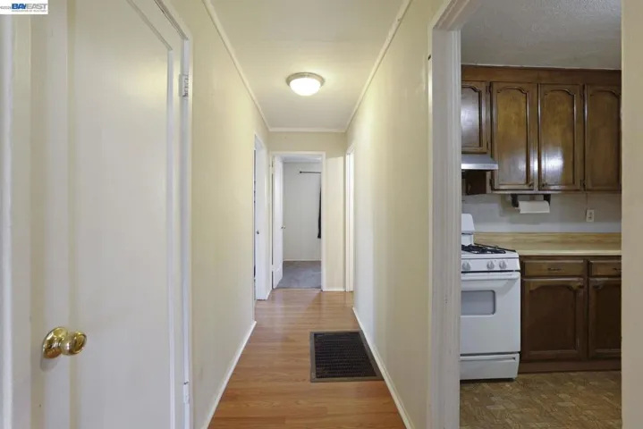 505 W 9th St, Tracy, California 95376