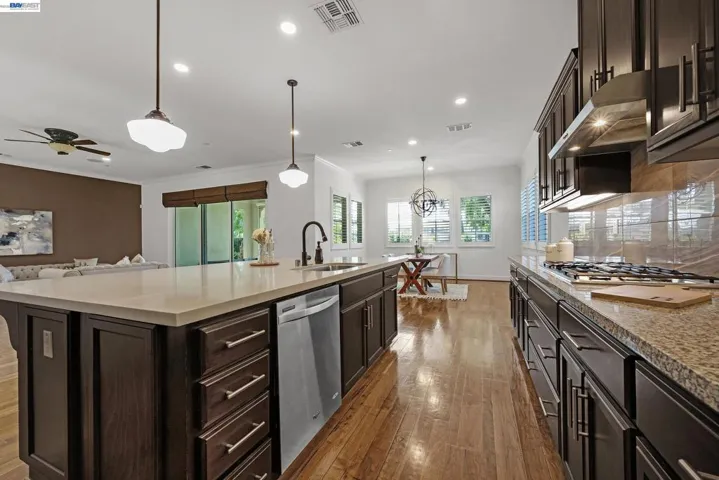 2771 Manresa Shore Ln, Oakley, California 94561-3542