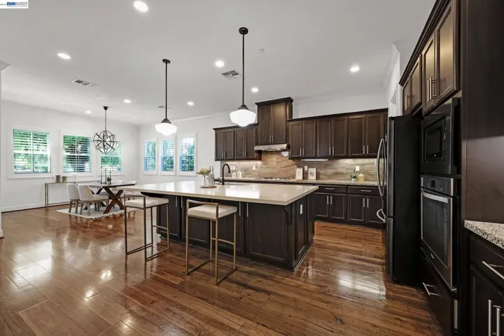 2771 Manresa Shore Ln, Oakley, California 94561-3542