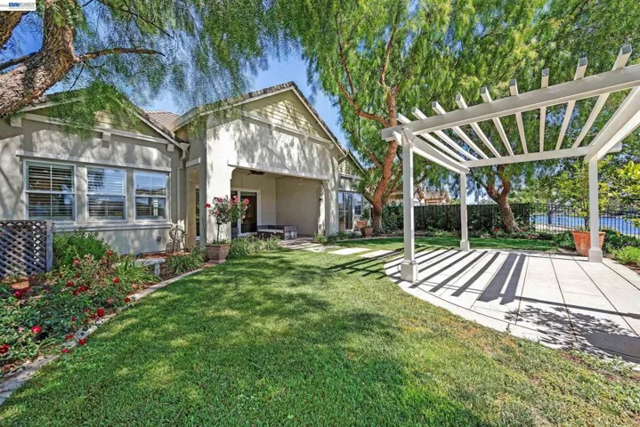 2771 Manresa Shore Ln, Oakley, California 94561-3542