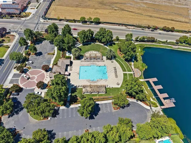 2771 Manresa Shore Ln, Oakley, California 94561-3542
