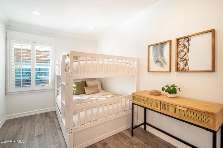 12247 Cedar Ave--26